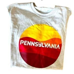 NWT - Unisex Pennsylvania Short Sleeve Graphic Tee - Size M
